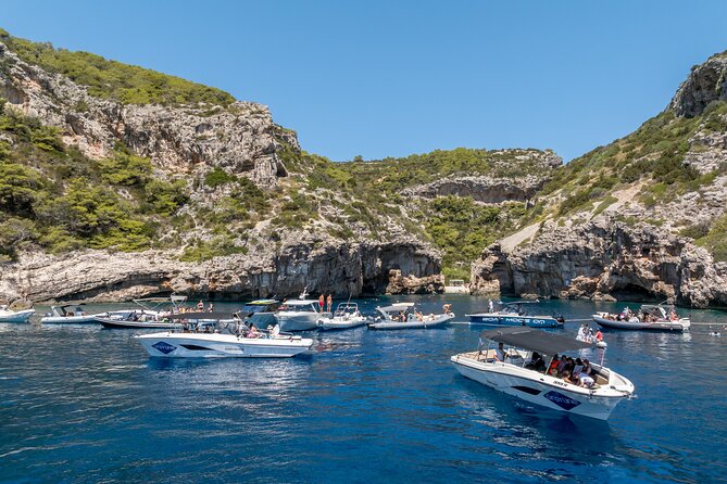 Split/Trogir: Blue Cave, Vis and Hvar Small Group Tour - Pakleni Islands and Hvar town: switching from sea time to town time
