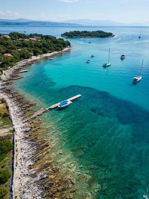 Split/Trogir: Half-Day(5 hours) 3-Island Speedboat Adventure - The Speedboat Ride Itself: Comfort, Shade, and On-Board Perks