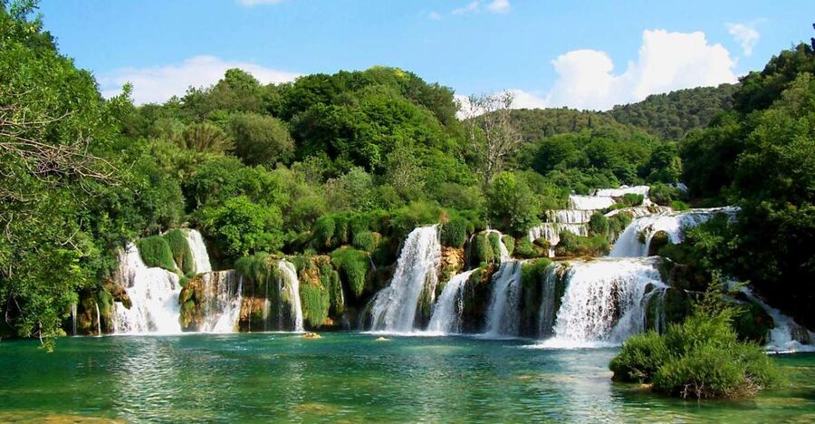 Split/Trogir: Krka National Park Day Trip with Wine Tasting - Boat ride through the Krka river canyon: the scenic reset
