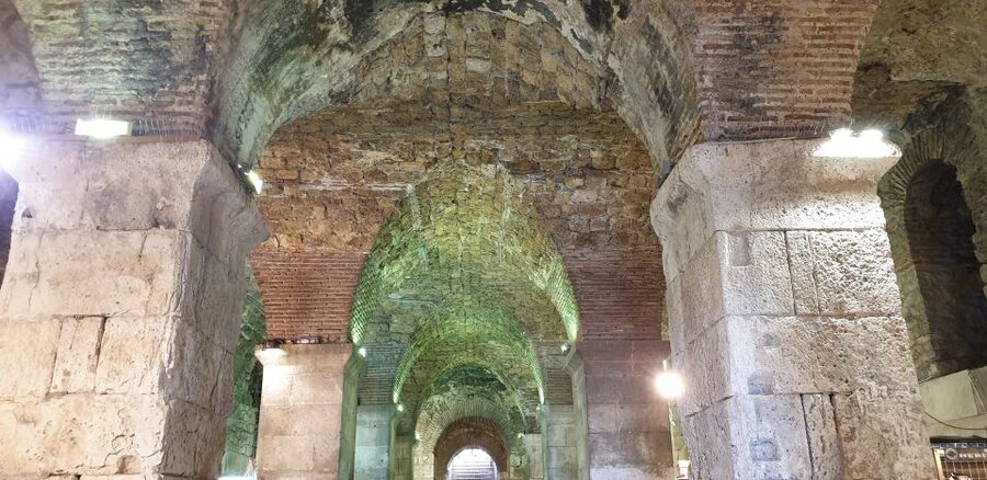 Split: Walking tour of Split with a 'Magister' of History - Who should book this Split walking tour