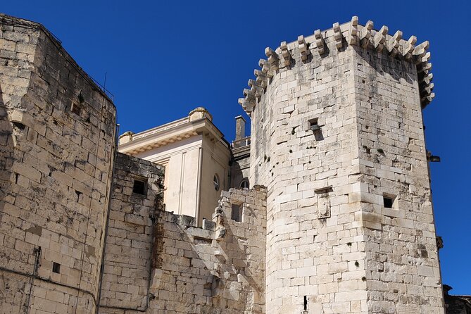 Split Walking Tour with a Licensed Local Guide - The “local eye” part: attractions, Instagram spots, and practical advice