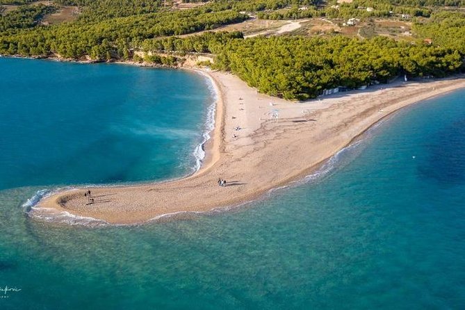 Taxi Supetar, Brač - Supetar meeting point and ferry-friendly meetups