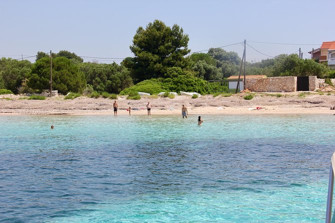 Three Island Cruise Tour Featuring the Blue Lagoon and Solta - The 9:00 am start: how the day typically runs
