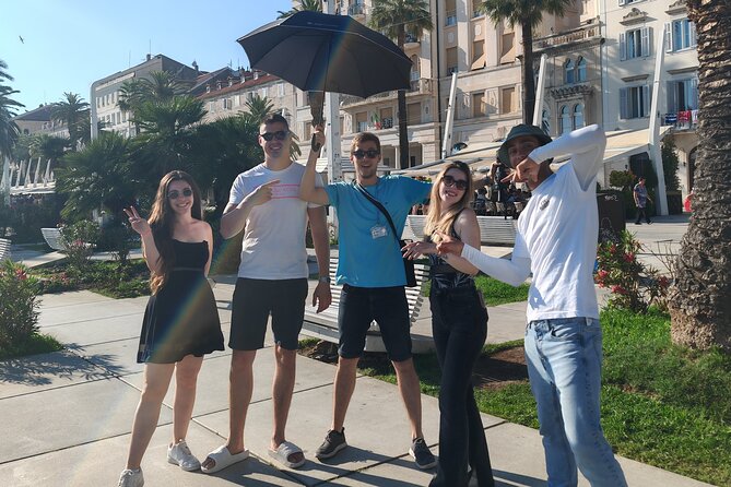 Top-Rated Split Game of Thrones and History City Walk - Dracarys! - Iron Throne photo and the fan shop souvenir moment