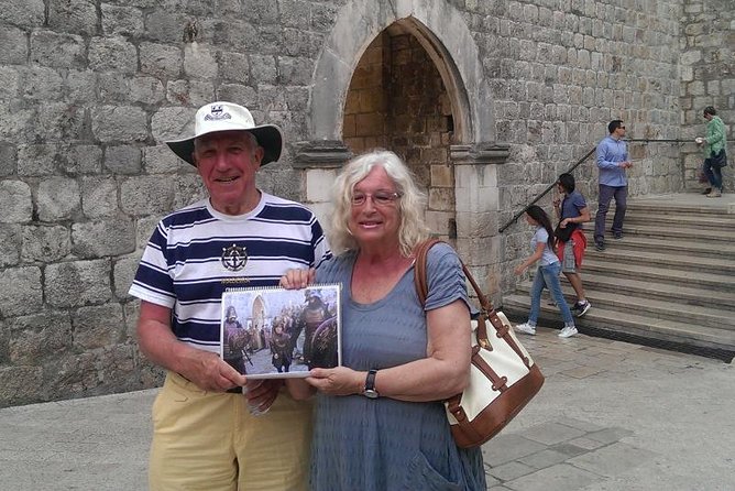 Tour The Game of Thrones - Private Walking Tour - Pile Gate and Stradun: how camera angles make the city feel different
