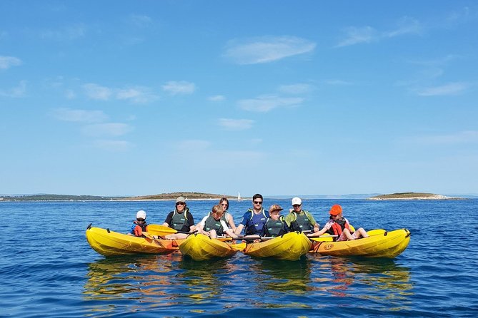 TRANSPARENT KAYAKING or SUP-ing AROUND ISLANDS - The guides make or break the experience, and here they matter