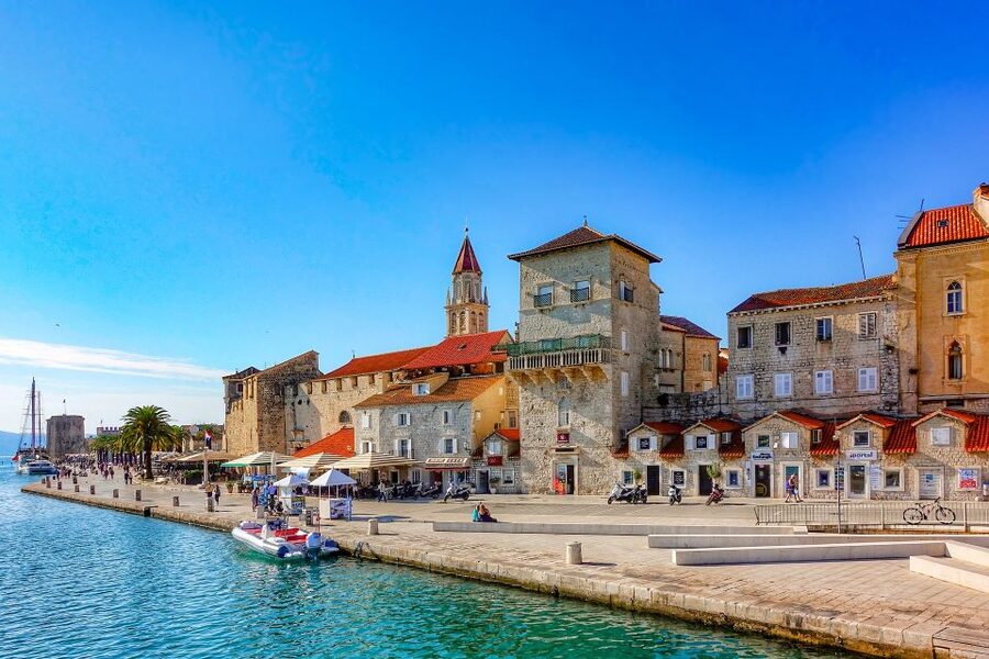 Trogir: Old Town Guided Walking Tour - Main Square time: St Lawrence Cathedral and why exterior views still count