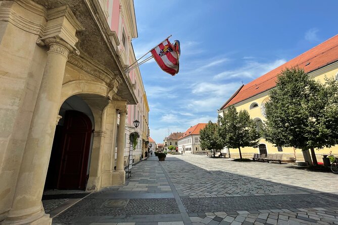 VarazdinTown & Trakoscan Castle, Small Guided Group from Zagreb - Lake walk after the castle: slower time and real quiet