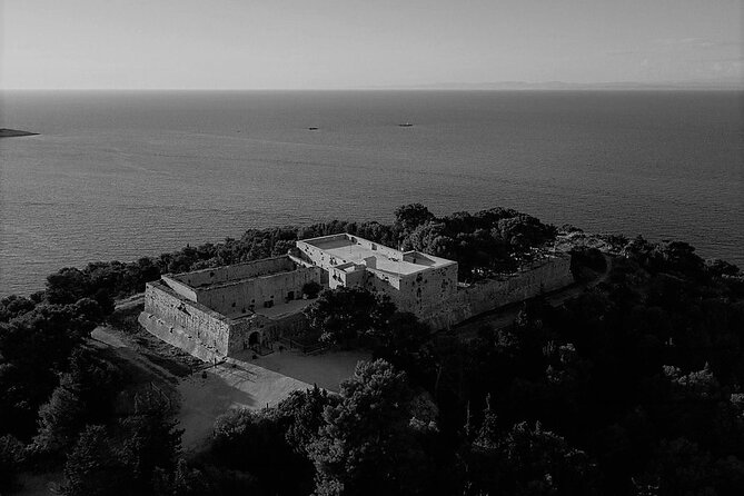 Vis Military Tour - Bay Parja Submarine Shelter and Tunnel: The Engineering Moment
