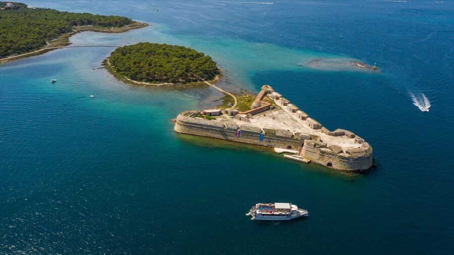 Vodice: Krka Waterfalls National Park Boat Tour - Food, drinks, and the no-swimming rule