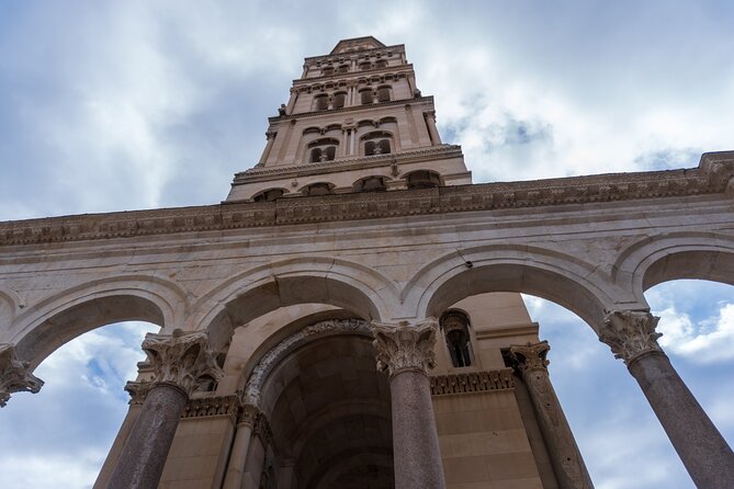 Walking tour of Diocletian's Palace in Split - The Guide Experience: What You Can Expect From the On-the-Ground Storytelling