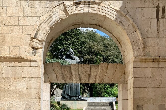 Walking tour of Split with an Art Historian - Start in Strossmayer Park, then let water explain Split