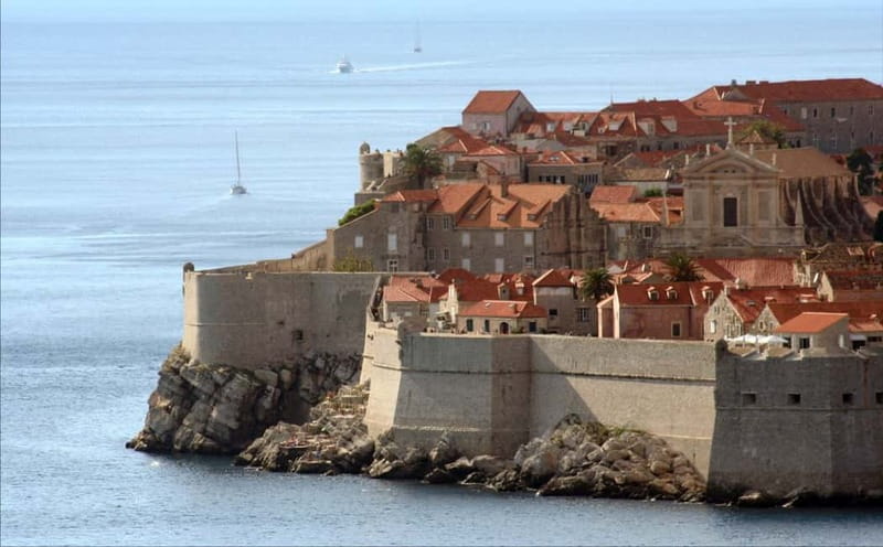 Walls of Dubrovnik: Small-Group 2-Hour Tour With a Local - First Climb: Harbour Viewpoint to the Northern Walls