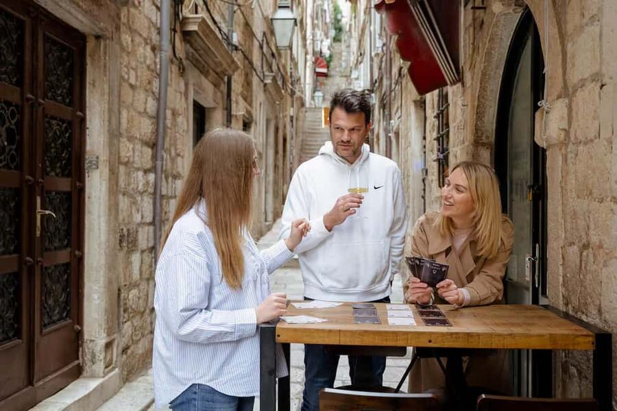 Wine Quest - A Journey Through Dubrovnik's Vinous Heritage - The heart of the experience: Dubrovnik Old Town wine bar time