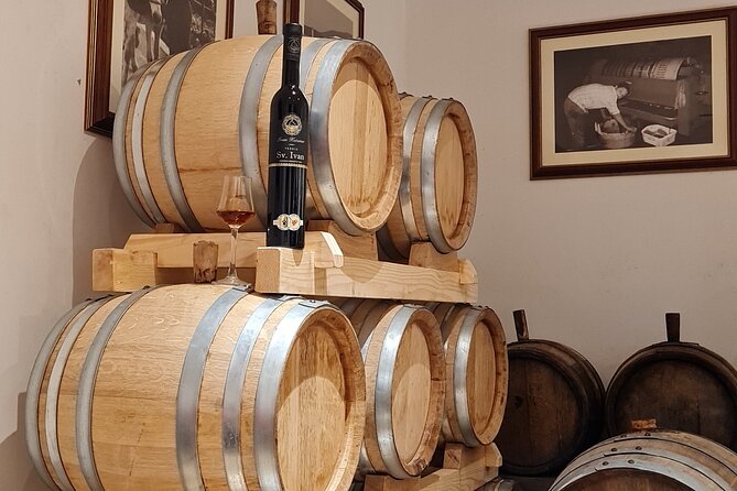 Winery Tour and Tasting with the Sommelier in KRK - The Tasting Room: Six Wines, One Focused Session