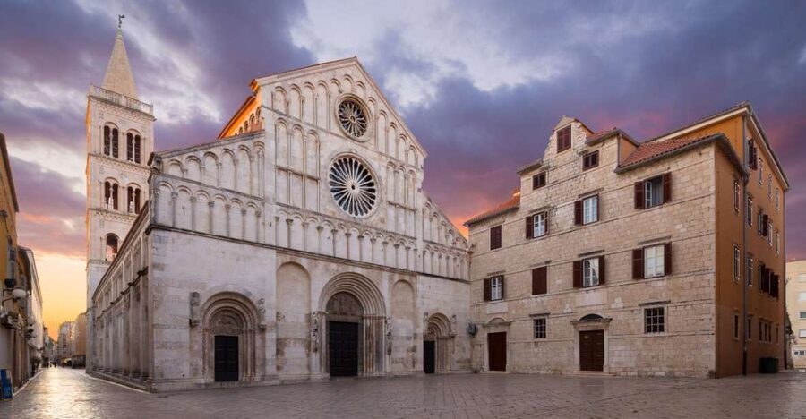 Zadar: Guided Old Town History Walking Tour - The $28 Value Question: Is This 1-Hour Tour Worth It?