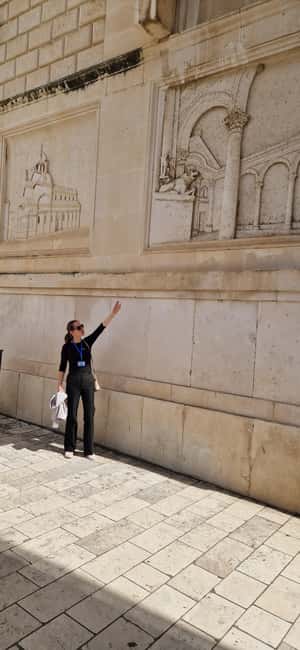 Zadar: Hidden Gems and History Tour - St. Chrysogonus romanesque apses: the kind of detail you miss alone