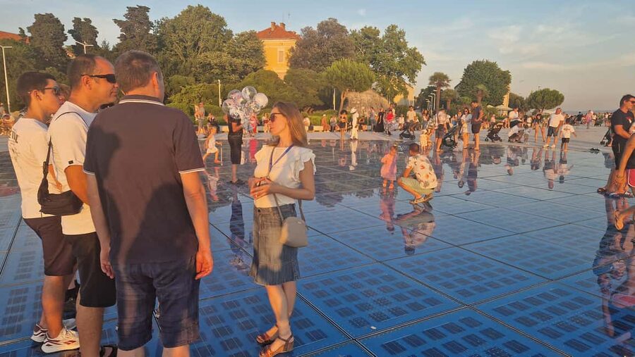Zadar: Hidden Gems and History Tour - Meeting at the Greeting to the Sun, then stepping into 3000 years