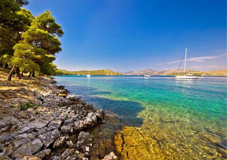 Zadar: Island Hopping Boat Tour with Snorkeling - What to bring (and what not to): pets and sun essentials