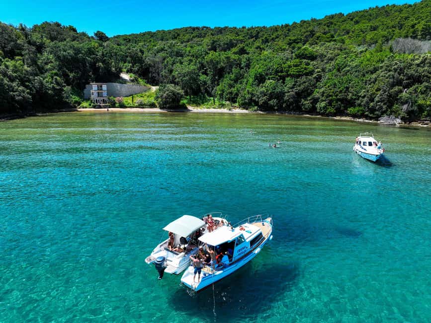 Zadar: Island Hopping Half-day Boat Tour with Snorkeling - Where to meet: Ul. kralja Dmitra Zvonimira 6 (and be early)