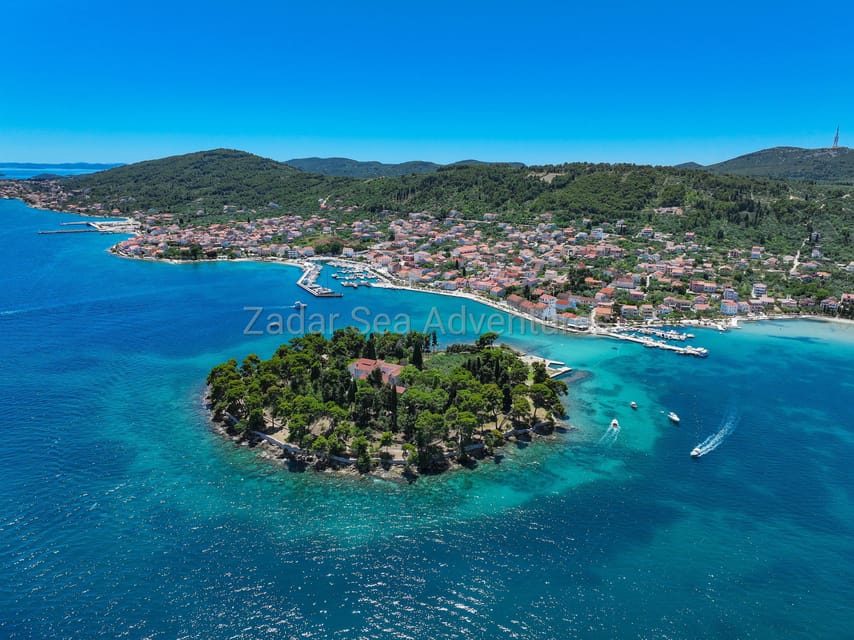 Zadar: Island Hopping Speedboat Adventure with Aperol Spritz - Safety and comfort on a small group speedboat