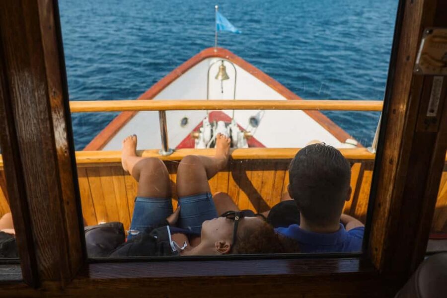 Zadar: Kornati and Telašćica Cruise with Ticket Included - Onboard food, wine and rakija, and how to pace yourself