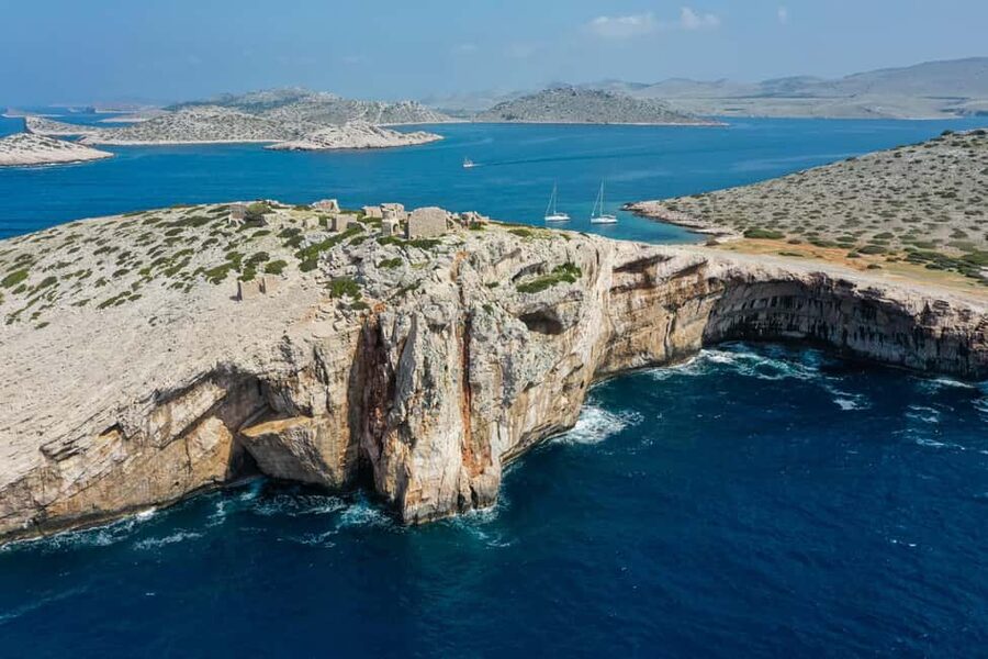 Zadar: Kornati and Telašćica Cruise with Ticket Included - Telašćica Bay: Salt Lake Mir, cliffs, and the beach option
