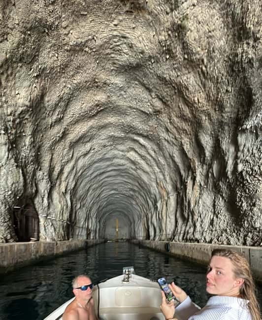Zadar: Saharun Beach and Dugi Island Boat Tour with Lunch - Natural cove swimming with pine trees meeting the sea
