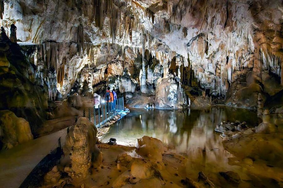 Zadar: Scenic trip to mountains, caves and rivers - Price and logistics: is $170 really good value?
