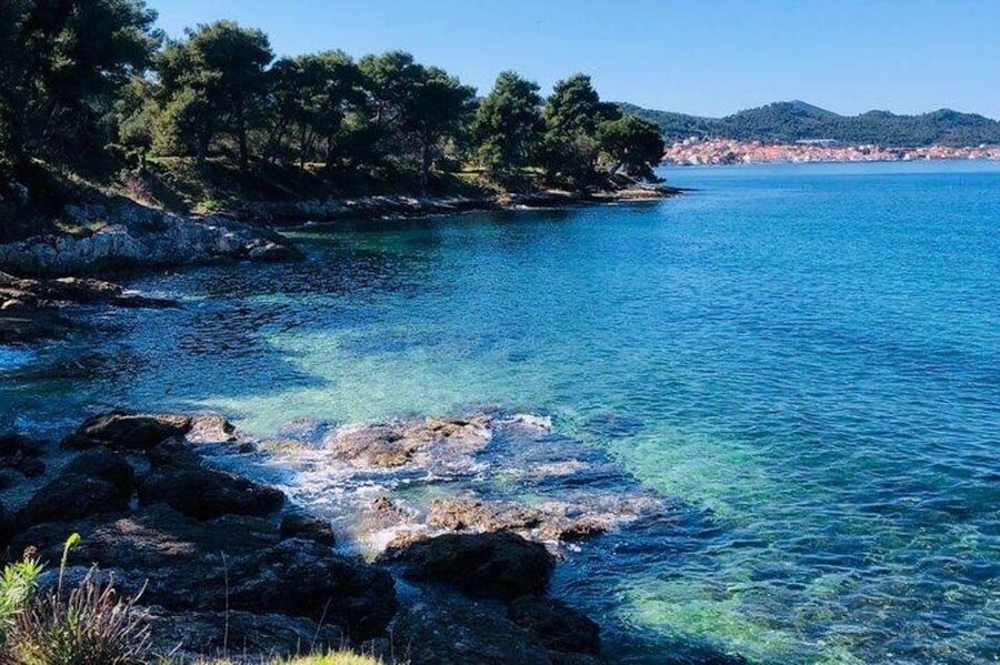✪ Zadar: Speedboat Tour to 3 Islands with Refreshing Drinks - Final Stop on Galevac and Getting Those Last Sea Views