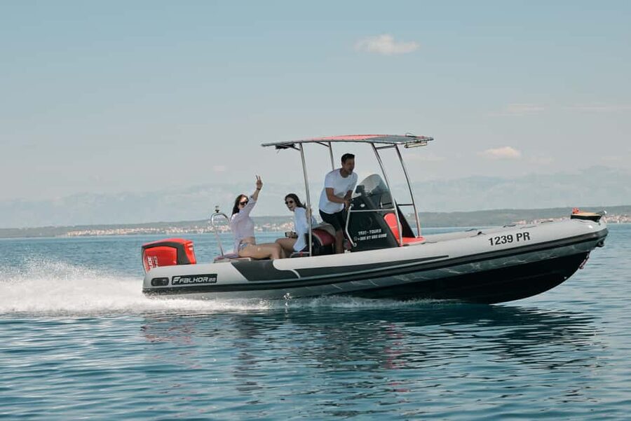 Zadar: Speedboat Tour with Snorkeling & Fruit All Inclusive - Should you book Arija Tours for this Zadar sea day?