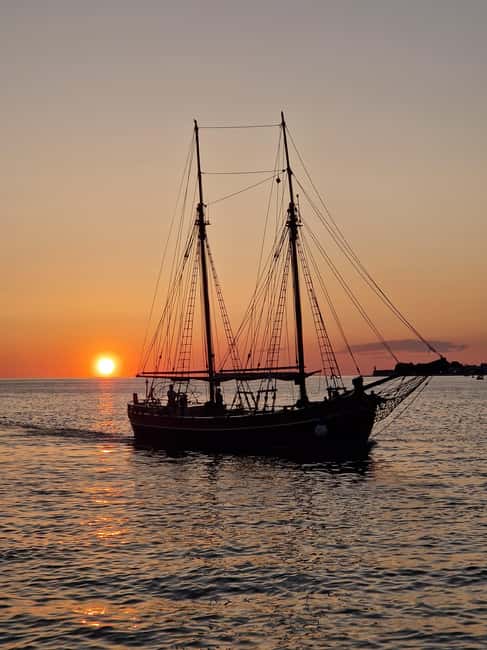 Zadar: Sunset Cruise on Traditional Boat with Wine - Key Things to Know Before You Go