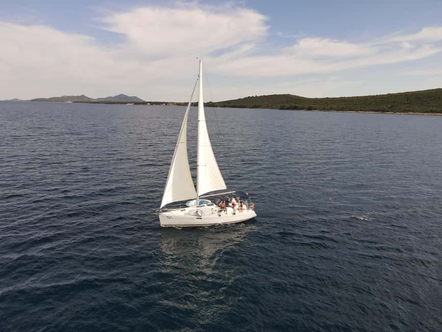 Zadar: Three island Daysailing tour - Lunch at an Island Restaurant, or Bring Your Own