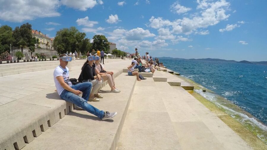 Zadar: Virtual Reality Guided History Walking Tour - St. Chrysogonus Church: seeing what is usually closed