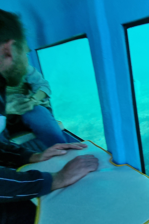 Zadar: Yellow Semi-Submarine Underwater Exploration Tour - Meeting at the Sea Organ Pier and Finding the Yellow Boat