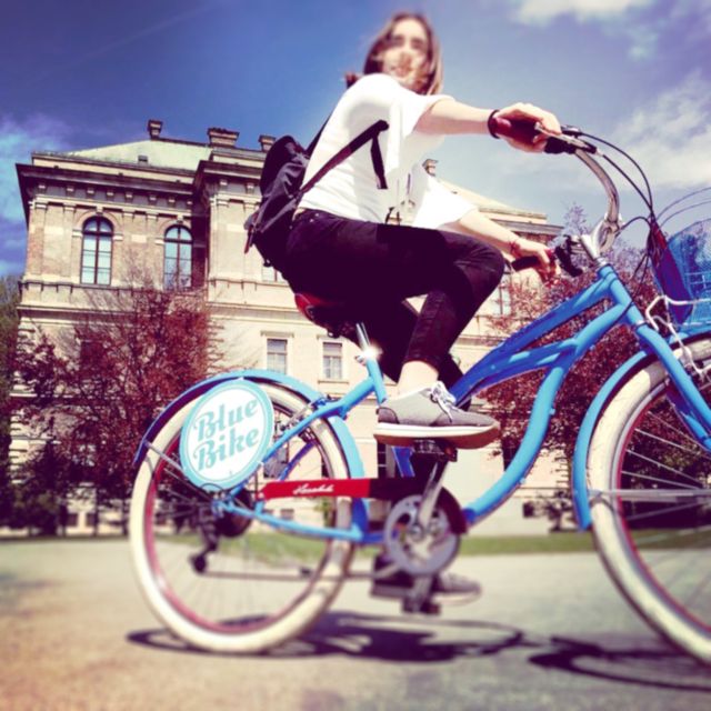 Zagreb: 2.5-Hour Highlights Bike Tour - The Well of Life and the Green Horseshoe viewpoints