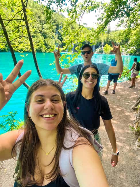 Zagreb: Plitvice with Ticket & Rastoke Tour for Max 8 people - Plitvice Lakes National Park: the 8.5 km route, plus ferry and train options