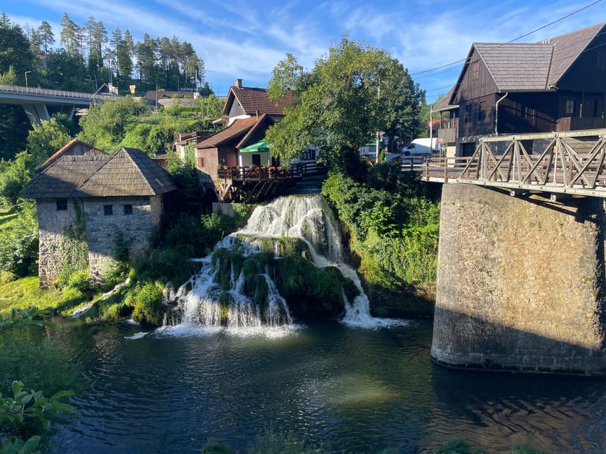 Zagreb: Rastoke & Plitvice Lakes Guided Tour with Ticket - What to pack so you feel comfortable all day