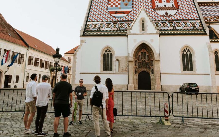 Zagreb: Restaurants, Food & Old Town Walking Tour - Restaurant stop 2 at Dolac 2: warm appetizers from Zagreb region