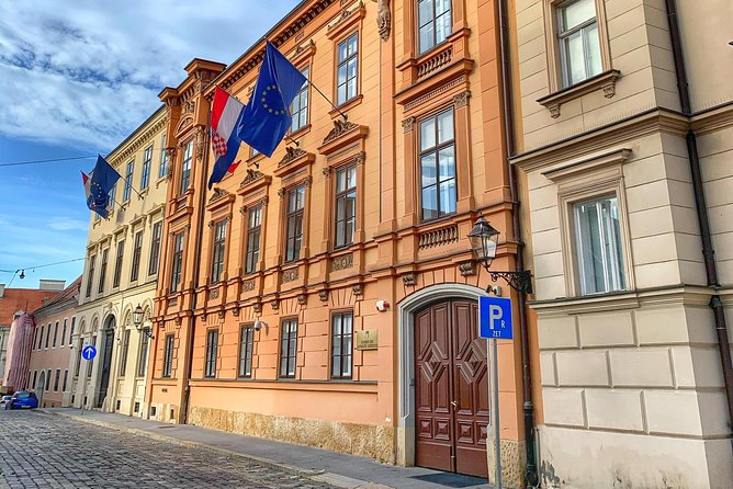 Zagreb Unveiled: Private walking tour with a local guide - Key things to know before you go