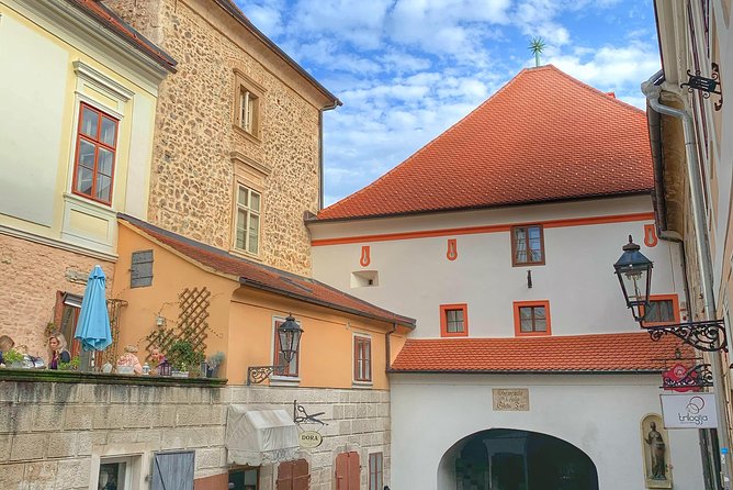 Zagreb Unveiled: Private walking tour with a local guide - The route in order: what each stop adds to your Zagreb story
