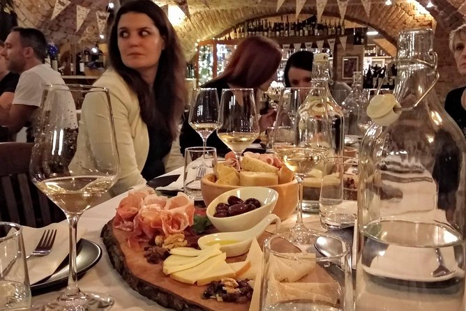 Zagreb Walking Food Tour - Sightseeing - Dolac Market Visit - Dolac Market visit: the indoor stalls, the open air, and the food system